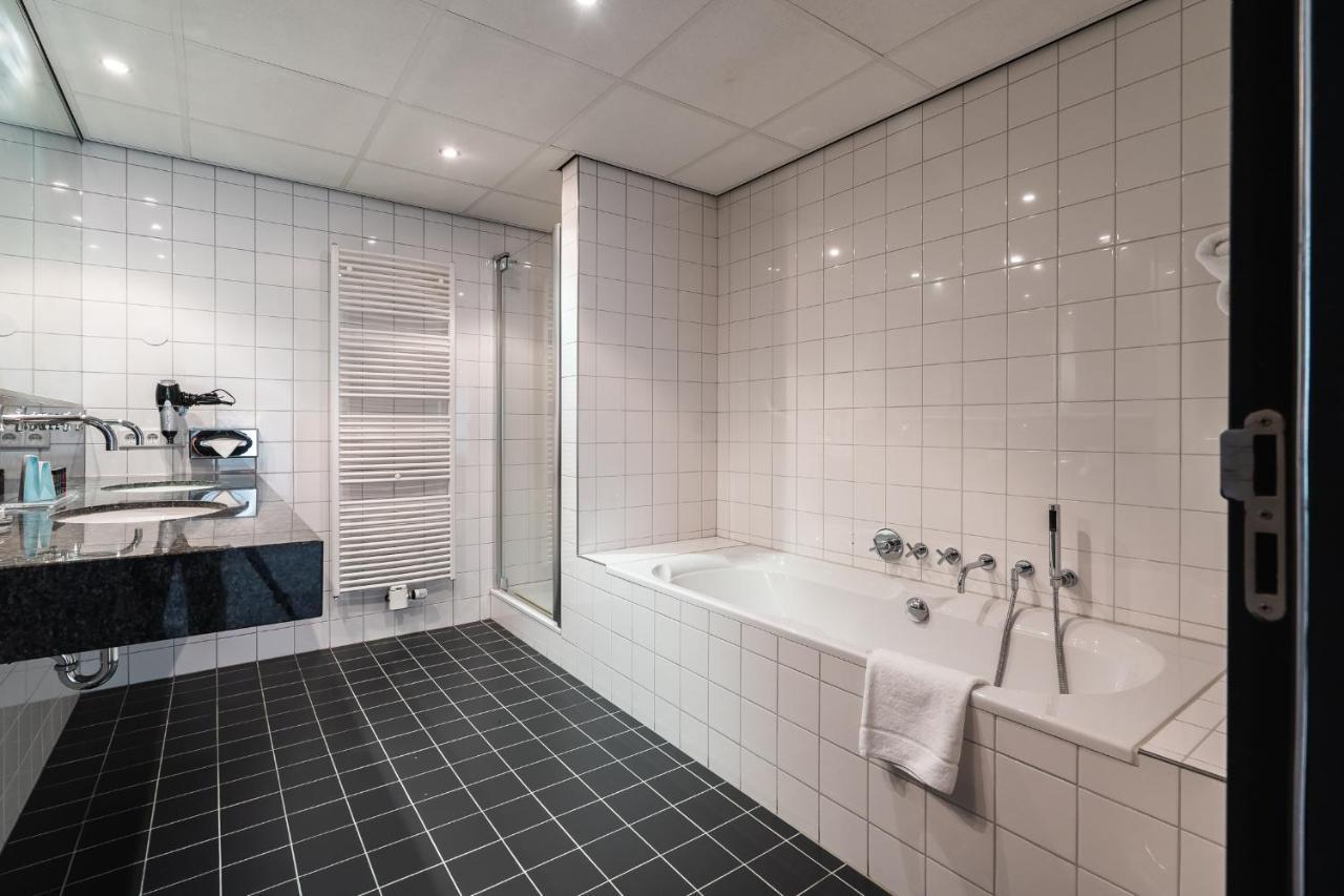 Onderwijshotel De Rooi Pannen Eindhoven Exterior foto