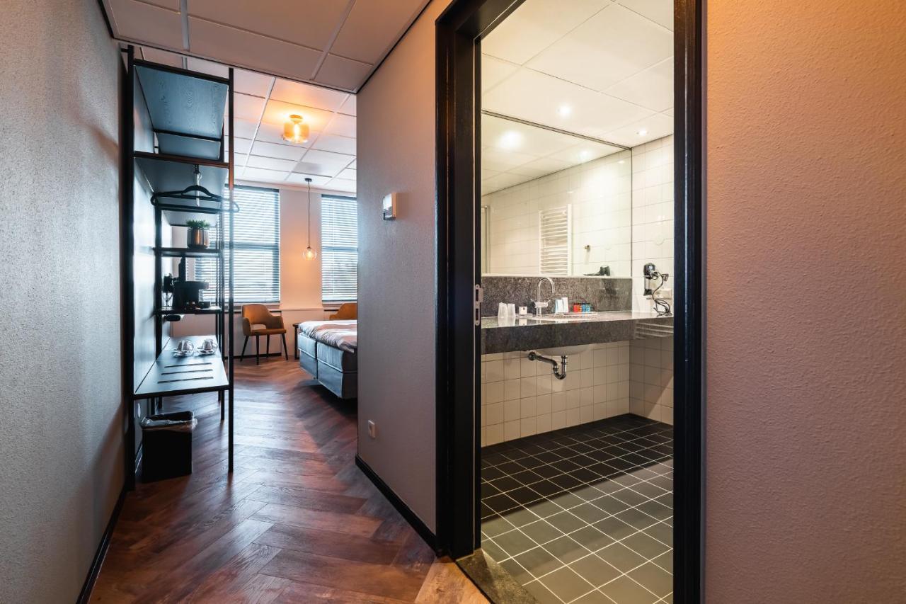 Onderwijshotel De Rooi Pannen Eindhoven Exterior foto