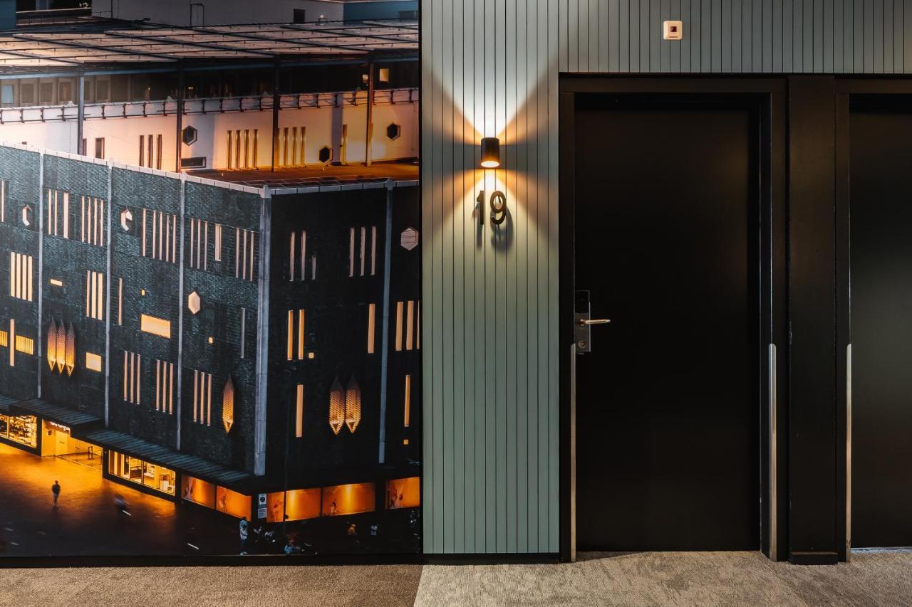 Onderwijshotel De Rooi Pannen Eindhoven Exterior foto
