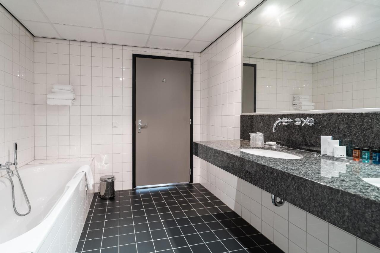 Onderwijshotel De Rooi Pannen Eindhoven Exterior foto